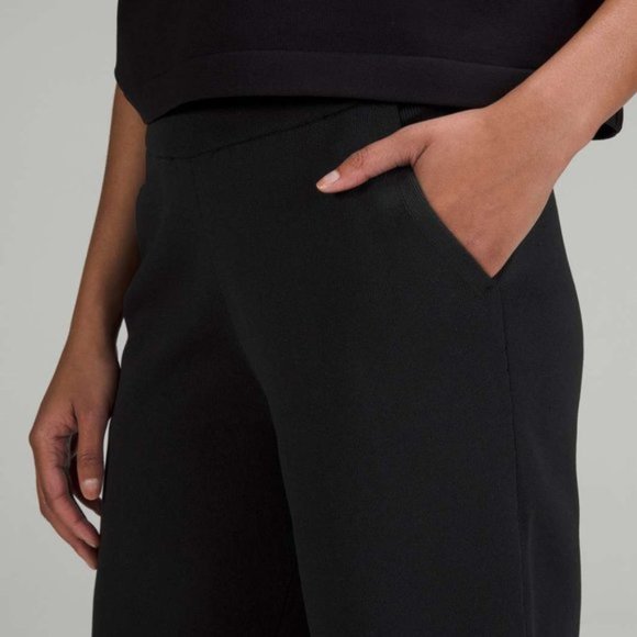 Lululemon Relaxed-Fit High-Rise Cropped Pants - new with tags - Picture 2 of 4